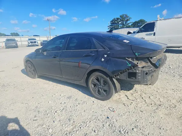 5NPLM4AG3MH030218 — 2021 Hyundai Elantra, photo 2 from Copart, Rear end