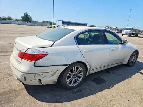 2011 HYUNDAI GENESIS VIN KMHGC4DF6BU145000 фото 3