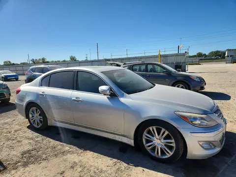 2012 HYUNDAI GENESIS VIN KMHGC4DD0CU193334 фото 4