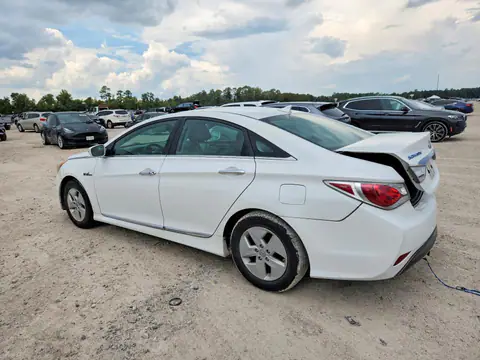 2011 HYUNDAI SONATA VIN KMHEC4A42BA008292 фото 2