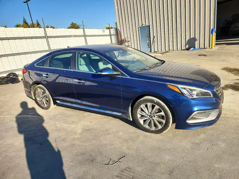 5NPE34AF5FH220897 — 2015 Hyundai Sonata, photo 4 from Copart 20.10.2026, Rear end