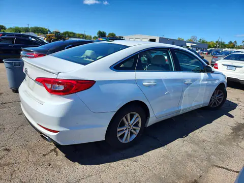 2016 HYUNDAI SONATA VIN 5NPE24AF5GH327131 фото 3