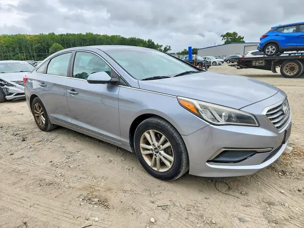 5NPE24AF3GH363237 — 2016 Hyundai Sonata, zdjęcie 4 z Copart 29.09.2026, Normalne zużycie