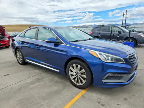 5NPE34AF1HH526630 — 2017 Hyundai Sonata, zdjęcie 4 z Copart, Tył