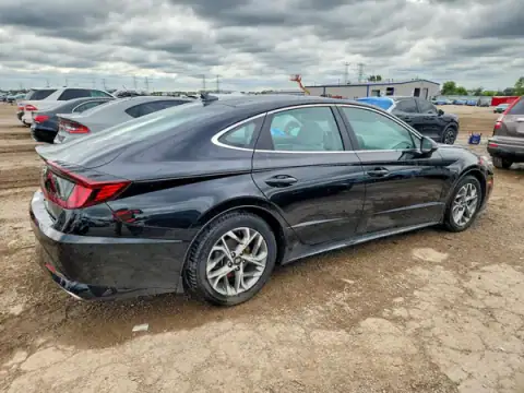 5NPEF4JA5MH124843 — 2021 Hyundai Sonata, photo 3 from Copart, Front end