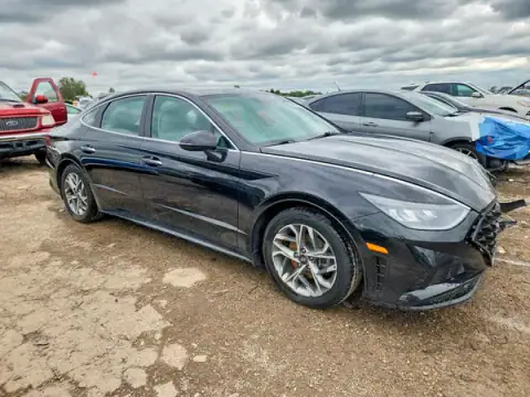 5NPEF4JA5MH124843 — 2021 Hyundai Sonata, photo 4 from Copart, Front end