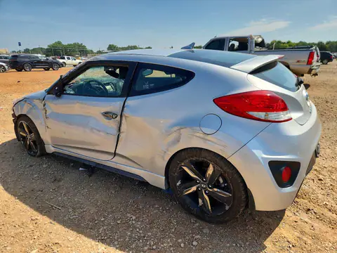 KMHTC6AE4FU231644 — 2015 Hyundai Veloster, photo 2 from Copart 30.09.2026, Front end