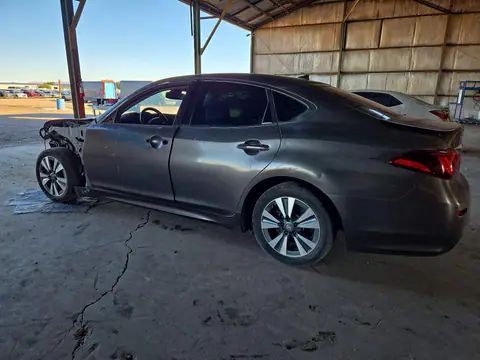 2017 INFINITI Q70 VIN JN1BY1AP8HM740468 фото 2