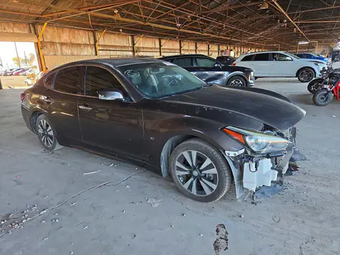 2017 INFINITI Q70 VIN JN1BY1AP8HM740468 фото 4