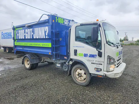 54DC4W1B7JS800042 — 2018 Isuzu NPR HD, zdjęcie 4 z Copart 27.10.2026, Przód