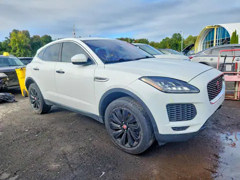 SADFP2FX1J1Z04543 — 2018 Jaguar E-Pace, foto 4 de Copart 23.10.2026, Parte delantera