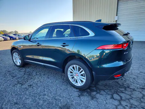 SADCK2BN5HA492997 — 2017 Jaguar F-Pace, photo 2 from Copart 19.10.2026, Mechanical damage