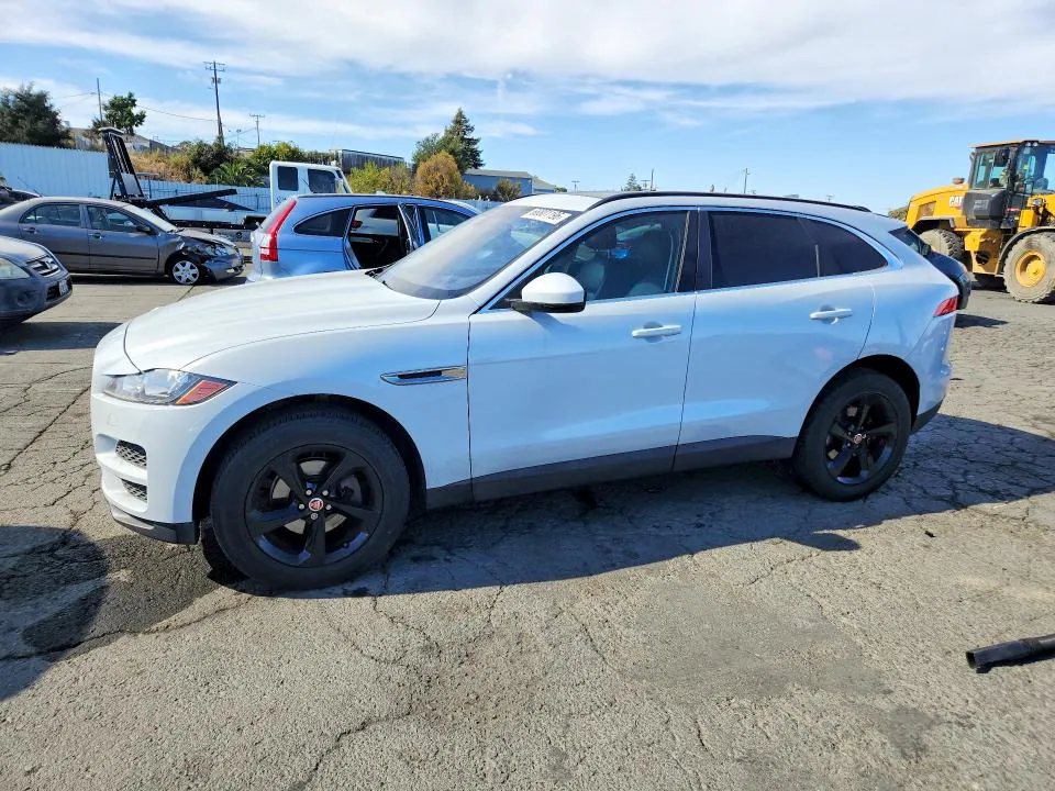2018 Jaguar F-Pace VIN SADCK2FN5JA243289 фото 1