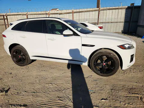 SADCL2FXXJA273662 — 2018 Jaguar F-Pace, фото 4 с аукциона Copart 26.10.2026, ЕСТЕСТВЕННЫЙ ИЗНОС