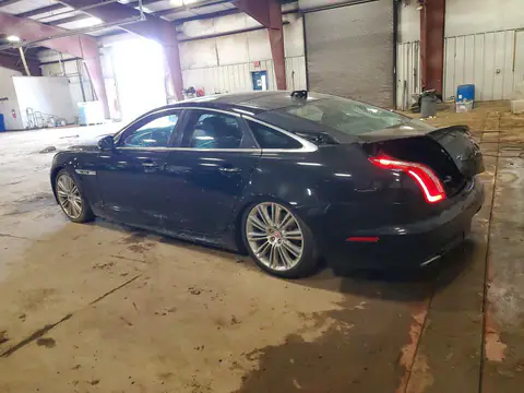 2016 JAGUAR XJ VIN SAJXJ1CD3G8V95424 фото 2
