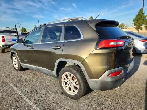 2014 Jeep Cherokee VIN 1C4PJLCB7EW202767 фото 2