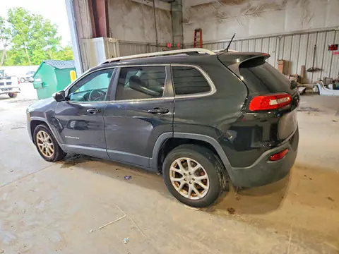 1C4PJLCSXEW288527 — 2014 Jeep Cherokee, photo 2 from Copart 21.10.2026, Minor dents and scratches