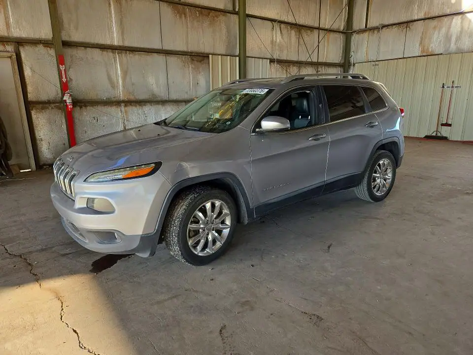 1C4PJLDB1EW173149 Jeep Cherokee 2014 — Front end damage, before-repair photo