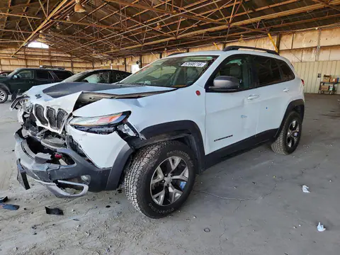 1C4PJMBS7FW712822 Jeep Cherokee 2015 — Front end damage, before-repair photo