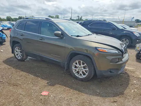 2015 Jeep Cherokee VIN 1C4PJLCB2FW629002 фото 4