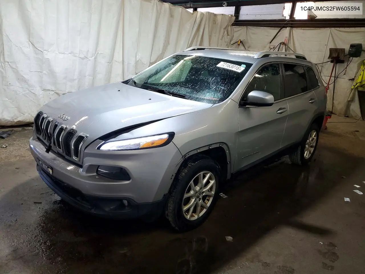 2015 Jeep Cherokee Latitude VIN 1C4PJMCS2FW605594 фото 1