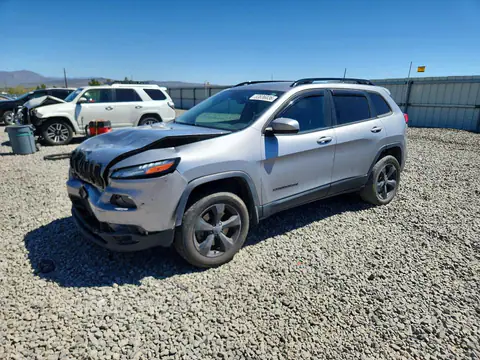 1C4PJMCS9GW191540 — 2016 Jeep Cherokee, Front end (Front End), before-repair photos