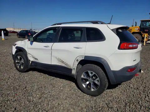 1C4PJMBS0GW261945 — 2016 Jeep Cherokee, photo 2 from Copart 14.10.2026, Front end