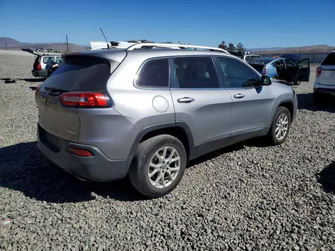 1C4PJMCS2GW218335 — 2016 Jeep Cherokee, ფოტო 3, Copart 15.10.2026, წინა ნაწილი