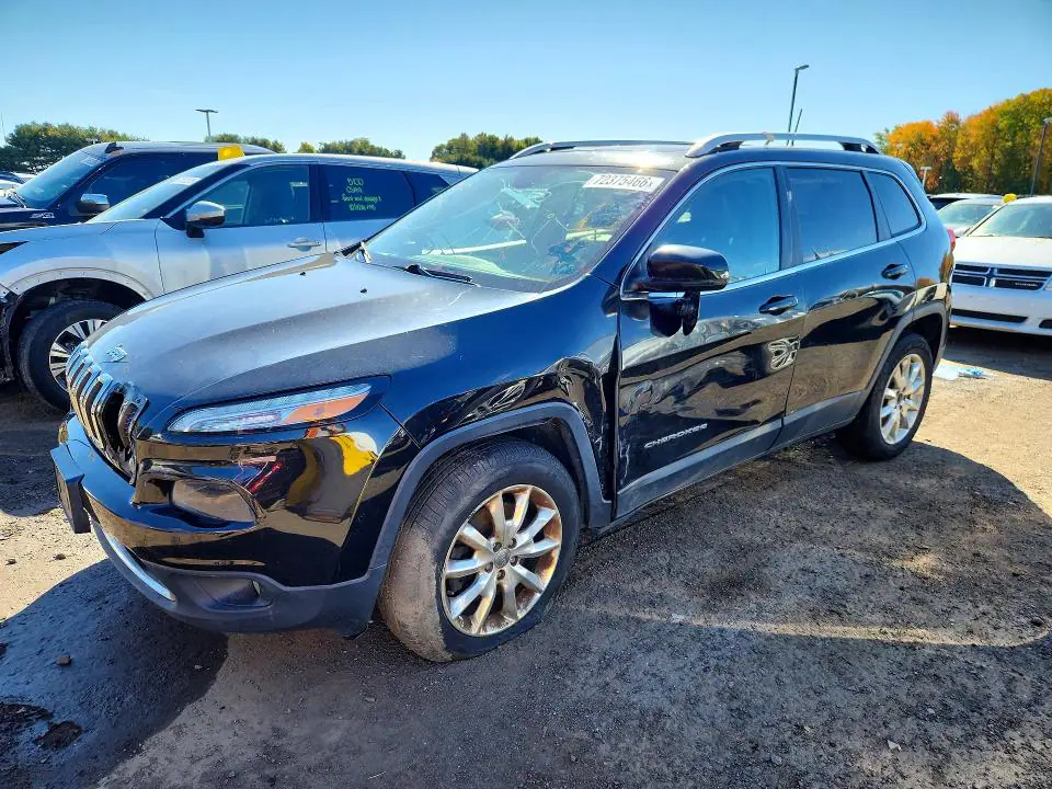 1C4PJMDS0GW145934 Jeep Cherokee 2016 — Front end damage, before-repair photo