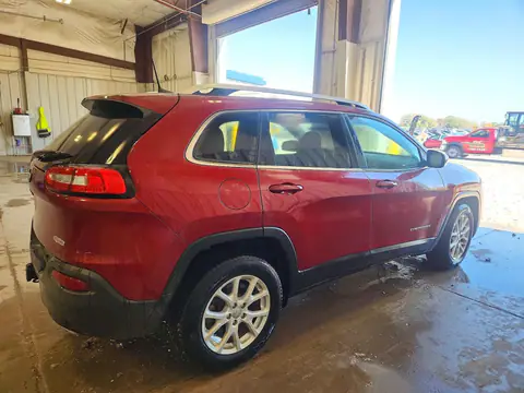 1C4PJMCS0HW631517 — 2017 Jeep Cherokee, фото 3 с аукциона Copart, Град