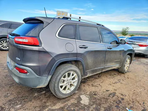 2018 JEEP CHEROKEE VIN 1C4PJLLB3JD584592 фото 3