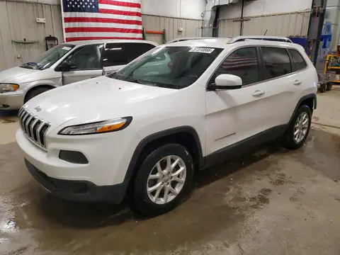 1C4PJMCX7JD545392 Jeep Cherokee 2018 — повреждение Задняя часть, фото до ремонта