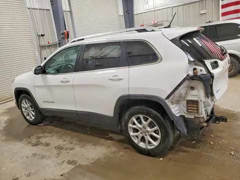 1C4PJMCX7JD545392 — 2018 Jeep Cherokee, фото 2 с аукциона Copart 30.09.2026, Задняя часть
