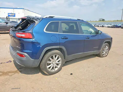 1C4PJMDB0JD610103 — 2018 Jeep Cherokee, zdjęcie 3 z Copart 30.09.2026, Przód