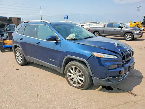 1C4PJMDB0JD610103 — 2018 Jeep Cherokee, zdjęcie 4 z Copart 30.09.2026, Przód