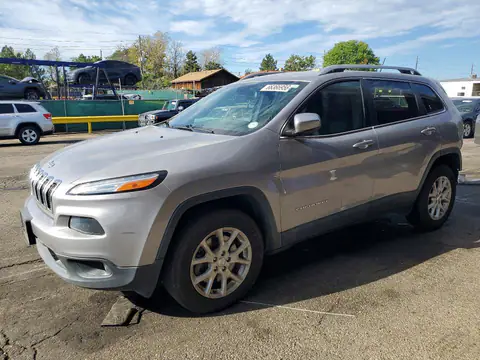 1C4PJMCB3JD555230 — 2018 Jeep Cherokee, Rear end (Rear End), before-repair photos