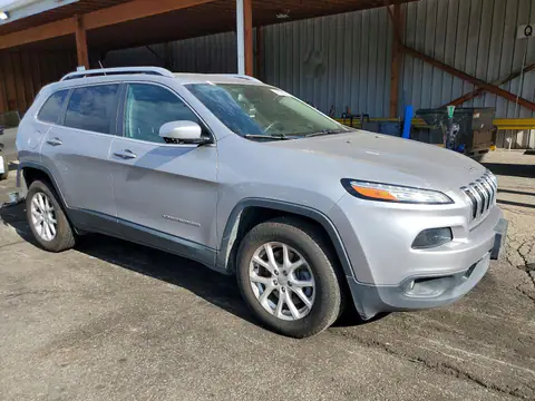 1C4PJMCB3JD555230 — 2018 Jeep Cherokee, ფოტო 4, Copart 22.10.2026, უკანა ნაწილი