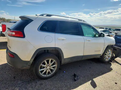1C4PJLDB5JD568120 — 2018 Jeep Cherokee, zdjęcie 3 z Copart 22.10.2026, Przód