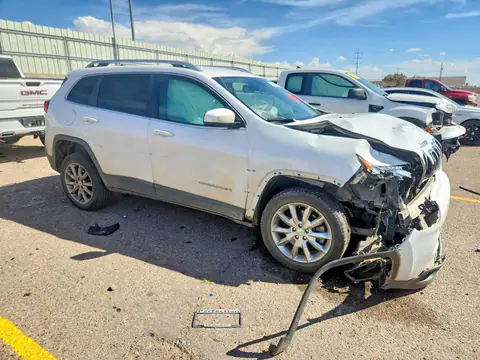 1C4PJLDB5JD568120 — 2018 Jeep Cherokee, zdjęcie 4 z Copart 22.10.2026, Przód