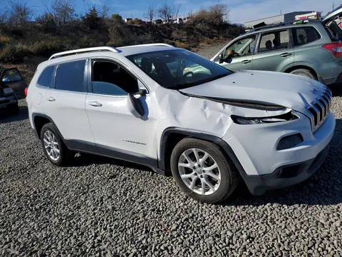 2018 Jeep Cherokee VIN 1C4PJLCB9JD615313 фото 4