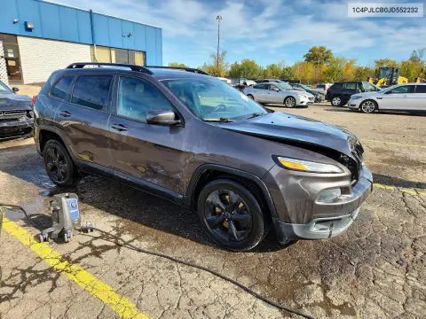 2018 Jeep Cherokee Latitude VIN 1C4PJLCB0JD552232 фото 4