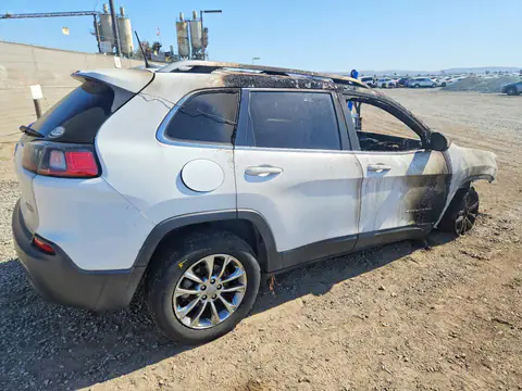 1C4PJLLB9KD203040 — 2019 Jeep Cherokee, фото 3 с аукциона Copart 29.09.2026, Пожар