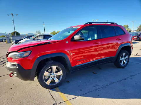 1C4PJMBX4KD372000 — 2019 Jeep Cherokee, წინა ნაწილი (Front End), ფოტოები შეკეთებამდე