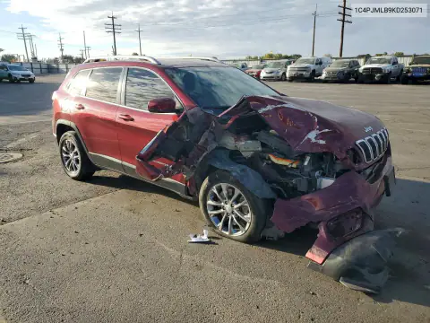 1C4PJMLB9KD253071 — 2019 Jeep Cherokee, photo 4 from Copart, Front end