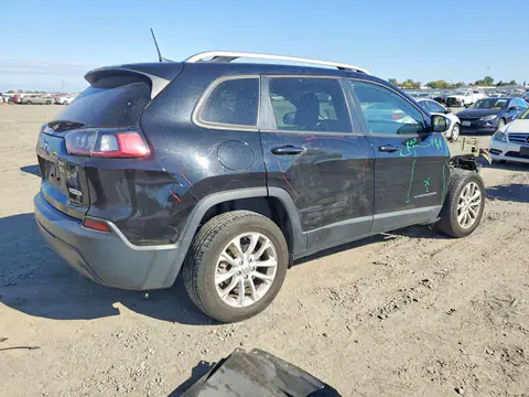 1C4PJLCB4LD547733 — 2020 Jeep Cherokee, фото 3 с аукциона Copart 29.09.2026, Передняя часть