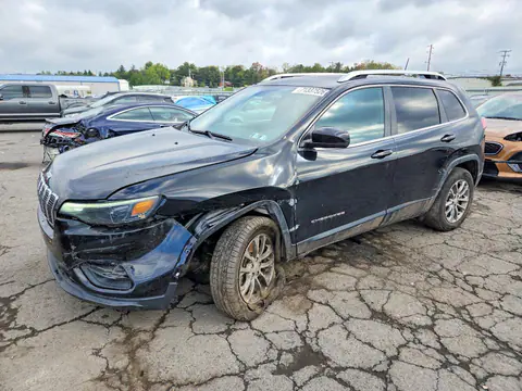 1C4PJMMX0MD134063 — 2021 Jeep Cherokee, Передняя часть (Front End), фото до ремонта