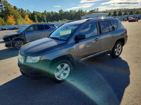 1J4NF1FB5BD258975 — 2011 Jeep Compass, Minor dents and scratches, before-repair photos