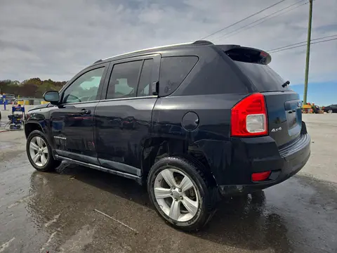 2011 Jeep Compass Sport VIN 1J4NF1FB2BD154962 фото 2