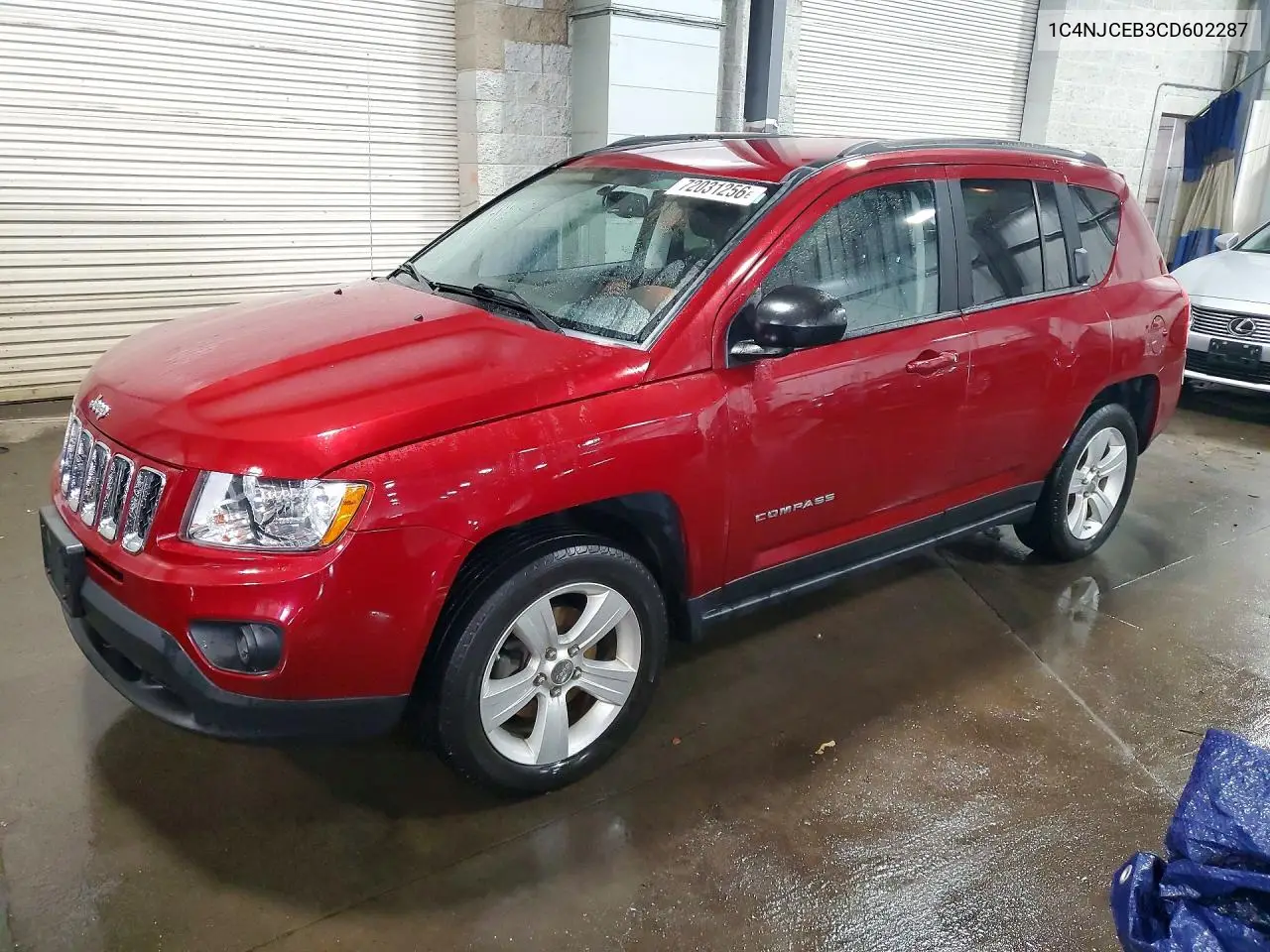 2012 Jeep Compass Latitude VIN 1C4NJCEB3CD602287 фото 1