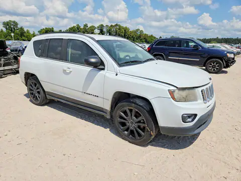 2014 JEEP COMPASS VIN 1C4NJCBA3ED887247 фото 4